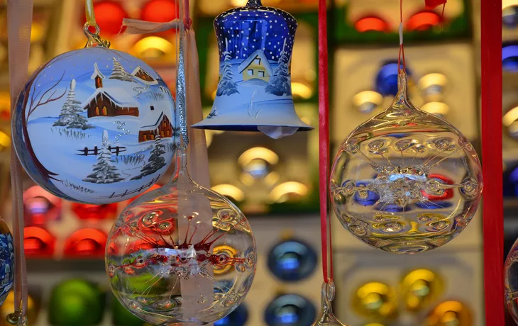 Weihnachtsmarkt in Salzburg im Winter, Österreich