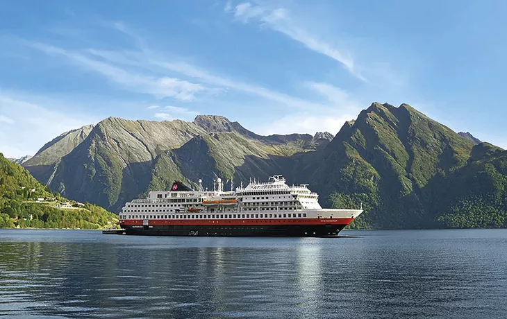 Hurtigruten, MS Otto Sverdrup