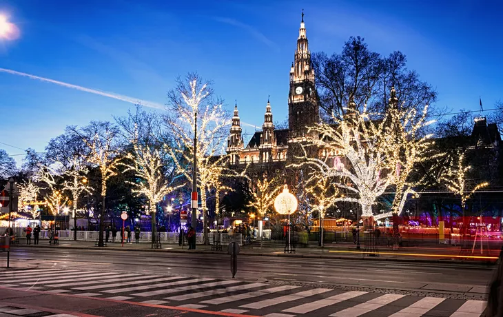 Christkindlmarkt am Rathausplatz in Wien, Österreich