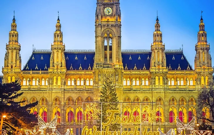 Christkindlmarkt am Rathausplatz in Wien, Österreich