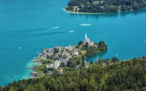 Blick vom Pyramidenkogel auf den Wörthersee