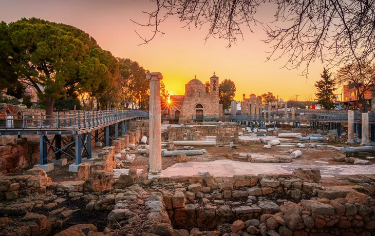 Agia Kyriaki Chrysopolitissa in Paphos bei Sonnenaufgang