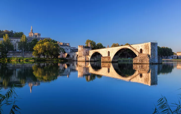 Pont Saint-Bénézet oder Pont d?Avignon in Avignon, Frankreich