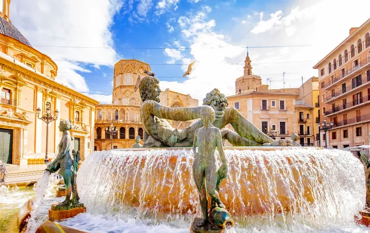 Plaza de la Virgen in Valencia