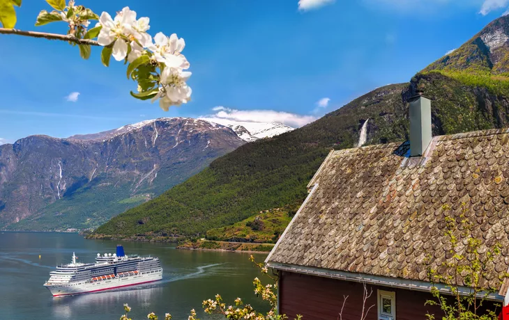 rotes Haus in Flam am Aurlandsfjord