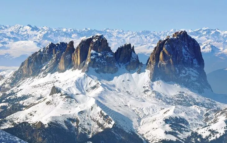 Schnee deckte Berg in Italien