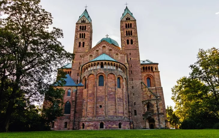 Dom zu Speyer, Ostseite