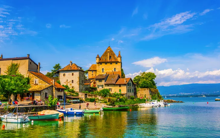 die französischen Stadt Yvoire am Genfersee