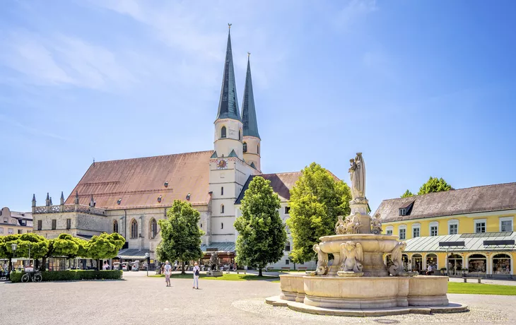 Altötting, Kapellplatz