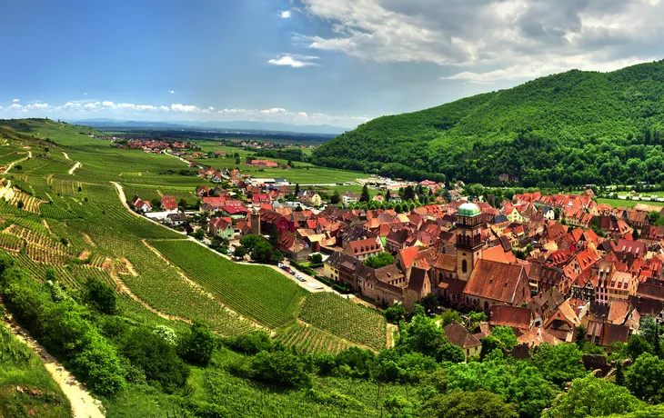 Panoramaaufnahme von Kaysersberg im Elsass, Frankreich