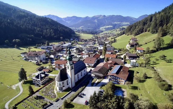 Wildschönau - Oberau aus der Luft