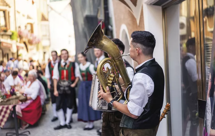 Musikalische Unterhaltung beim Knödelfest Sterzing