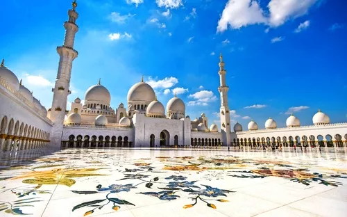 Abu Dhabi, Scheich-Zayid-Moschee